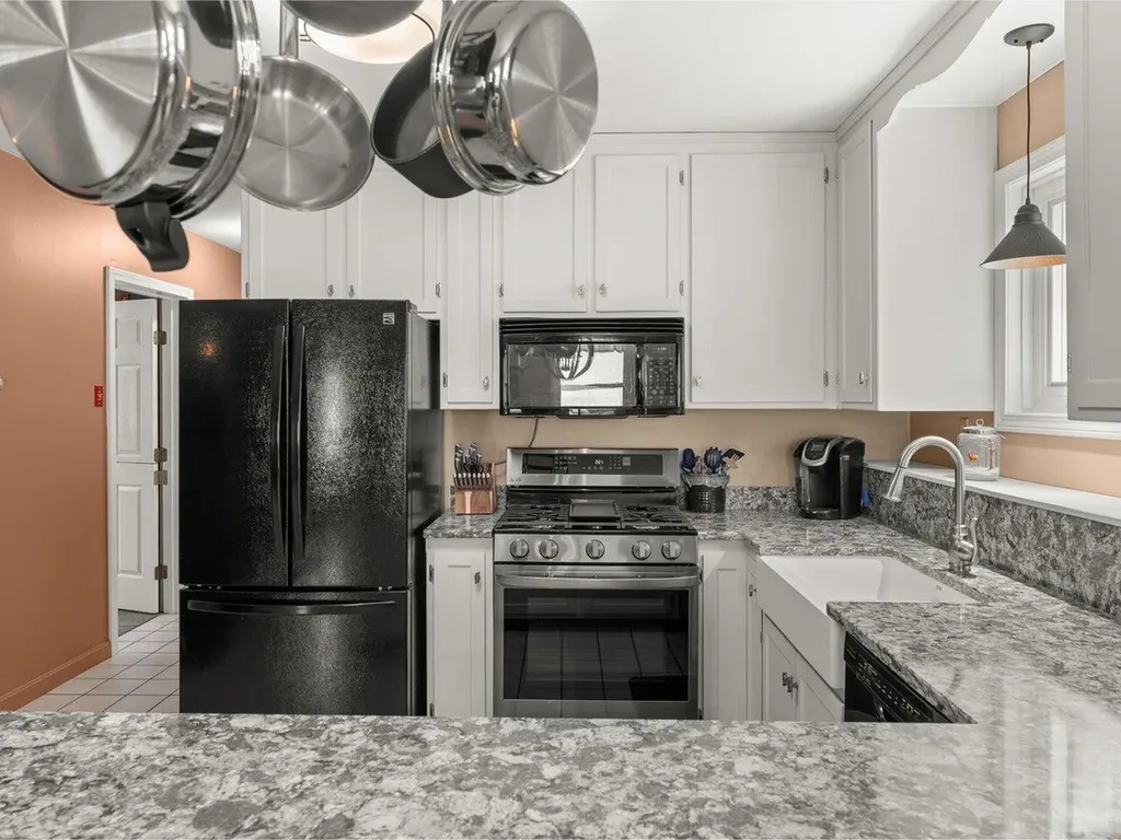 100 Plateau Road Calais VT 05650