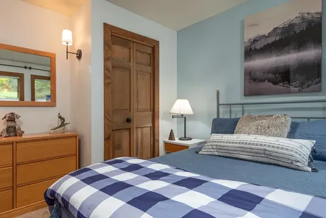 934 East Ash Road Plymouth VT 05056