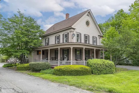 472 Main Street Chester VT 05143