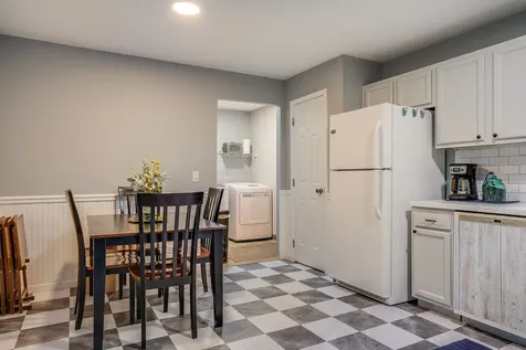 81 Center Road Hillsborough NH 03244