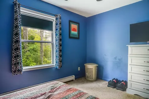 81 Center Road Hillsborough NH 03244
