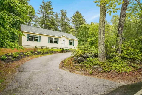81 Center Road Hillsborough NH 03244