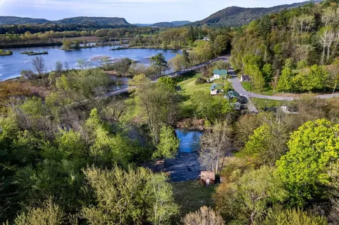13 Tannery Road Orford NH 03777