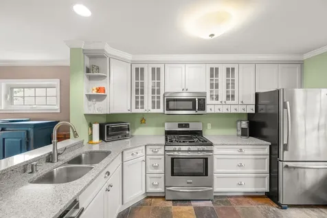 29 Fox Run Road Essex VT 05452