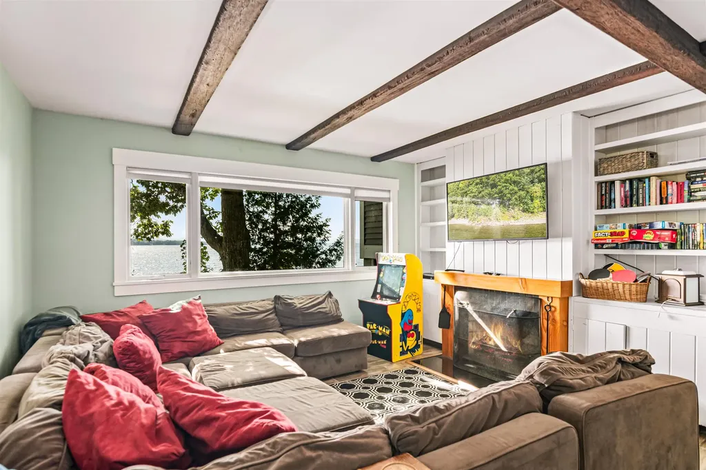 637 Marble Island Road Colchester VT 05446