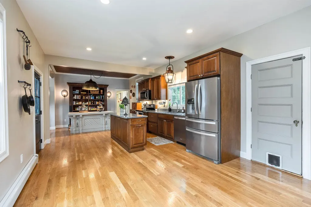 120 S Mast Street Goffstown NH 03045