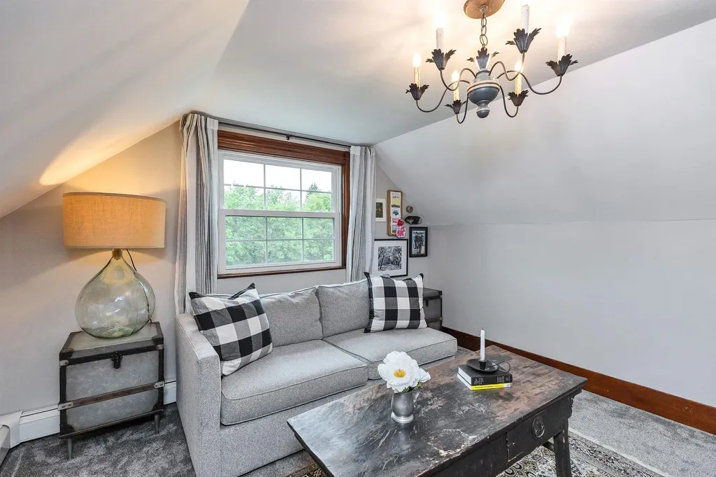 120 S Mast Street Goffstown NH 03045