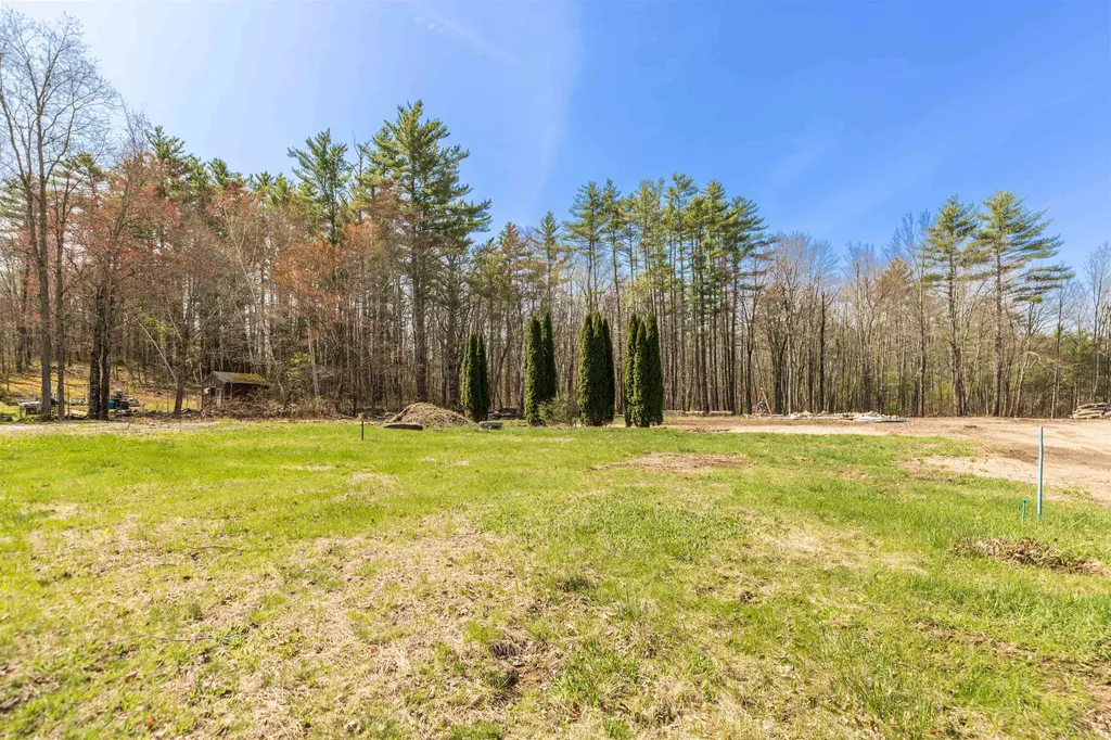375 Greenhill Road Barrington NH 03825
