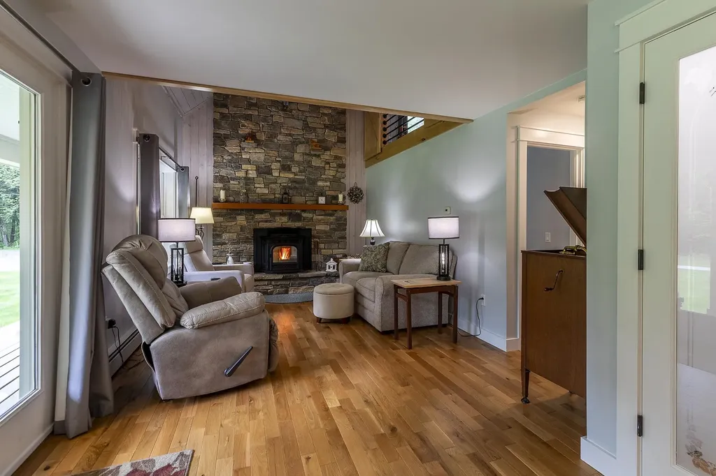 390 Tiffany Lane Pawlet VT 05761