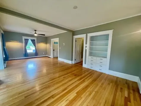 2484 Elm Street Manchester NH 03104