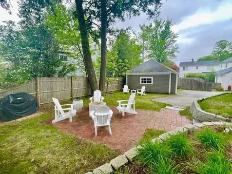 2484 Elm Street Manchester NH 03104