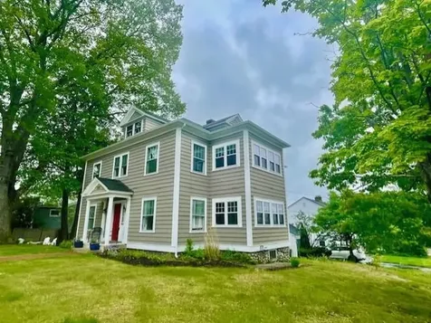 2484 Elm Street Manchester NH 03104
