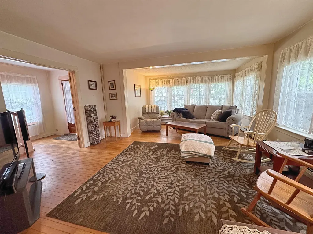 16 Sims Street Claremont NH 03743