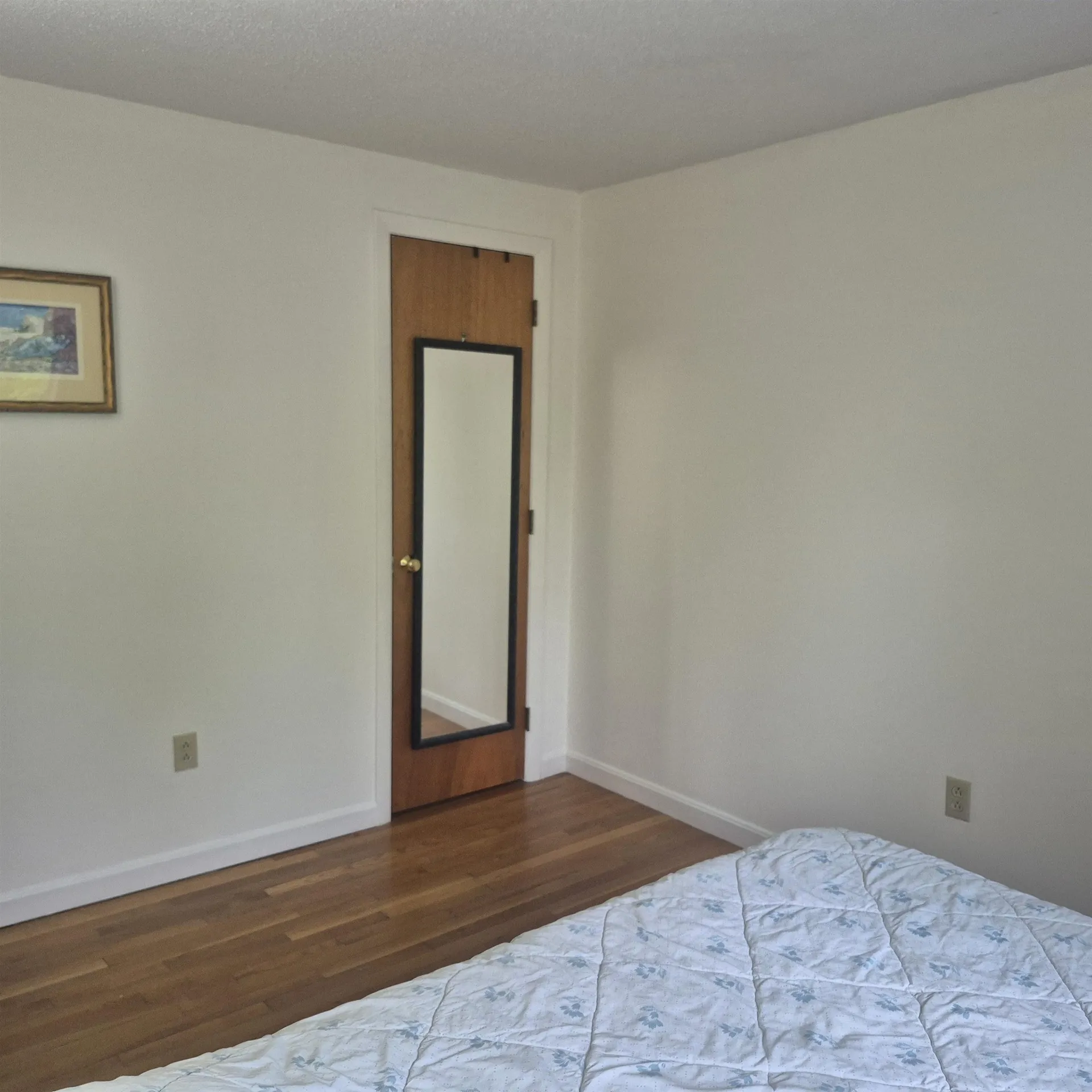 16 Oakwood Drive Claremont NH 03743