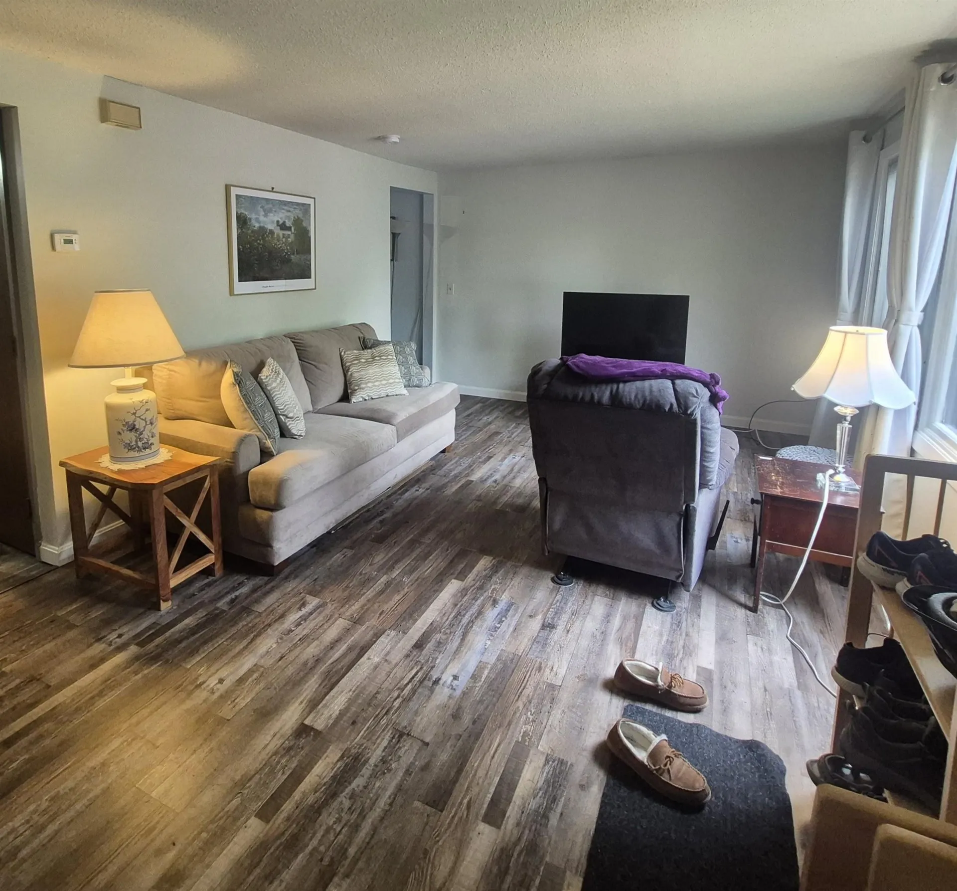 16 Oakwood Drive Claremont NH 03743