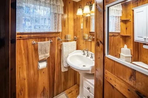 22 Kingsbury Drive Milton NH 03851