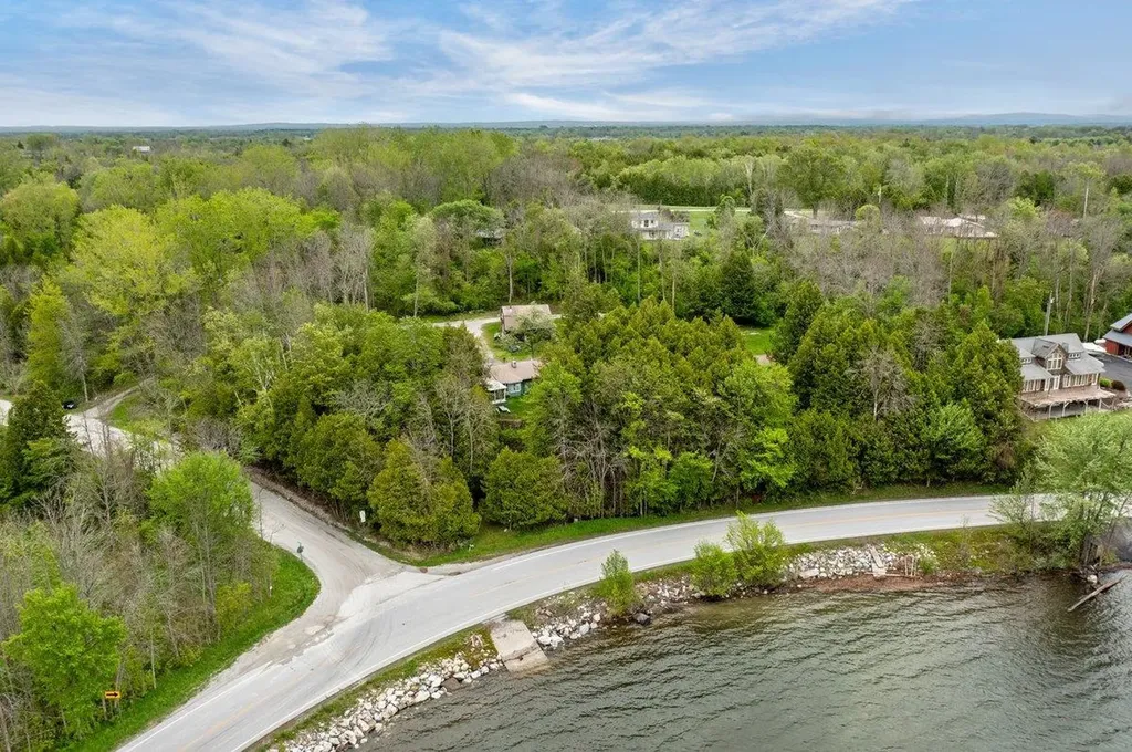 28 Hilltop Road Alburgh VT 05440