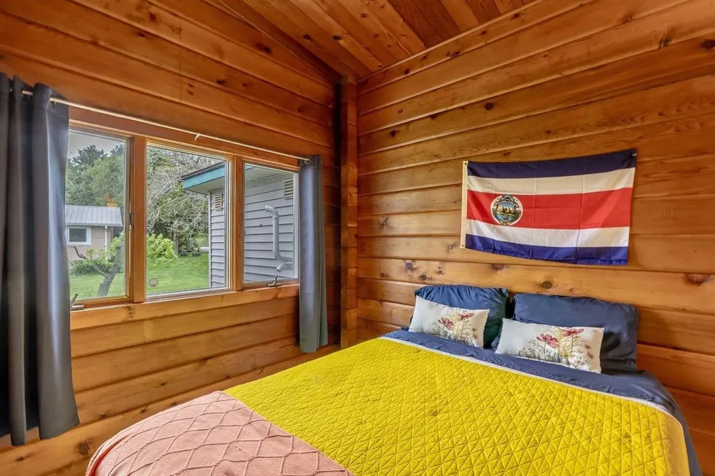 28 Hilltop Road Alburgh VT 05440