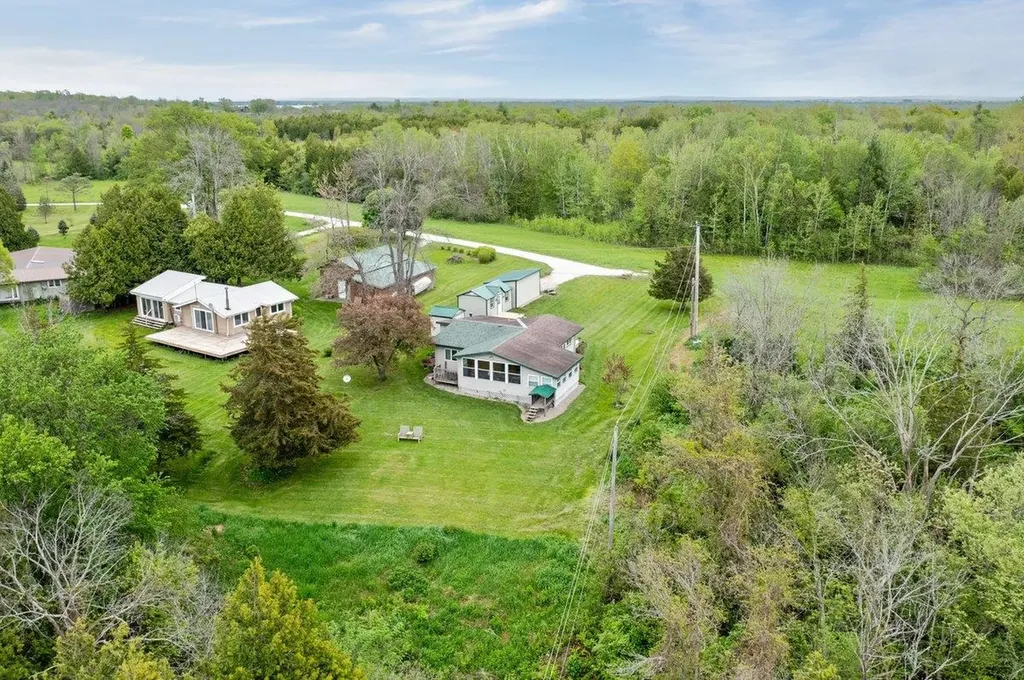 28 Hilltop Road Alburgh VT 05440