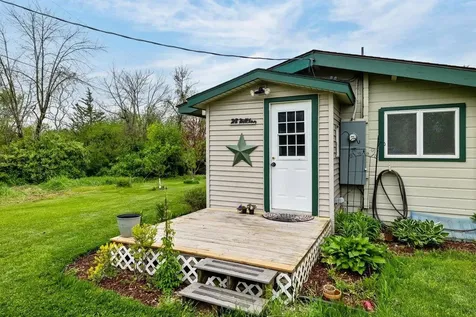 28 Hilltop Road Alburgh VT 05440