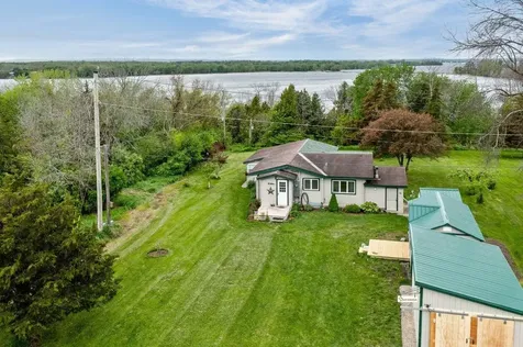 28 Hilltop Road Alburgh VT 05440