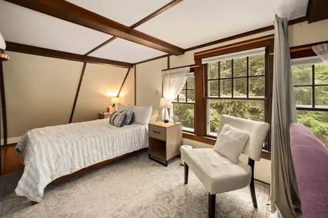 63 Headlands Road Winchester NH 03470