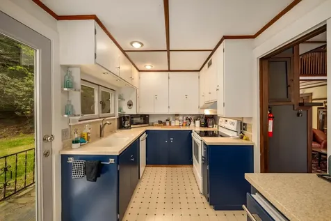 63 Headlands Road Winchester NH 03470