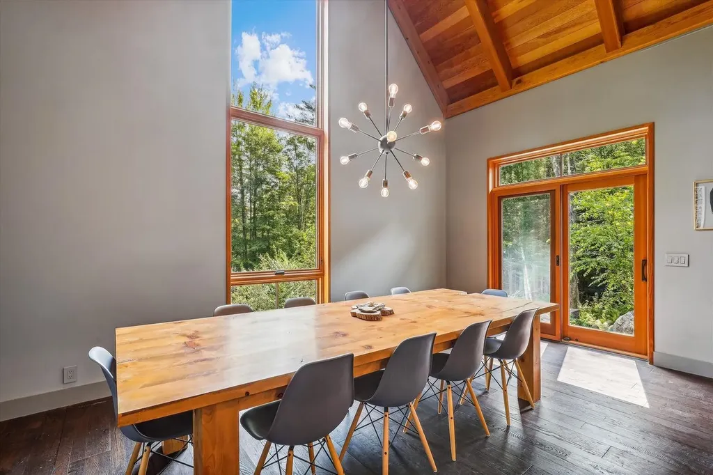 249 Falls Brook Lane Stowe VT 05672