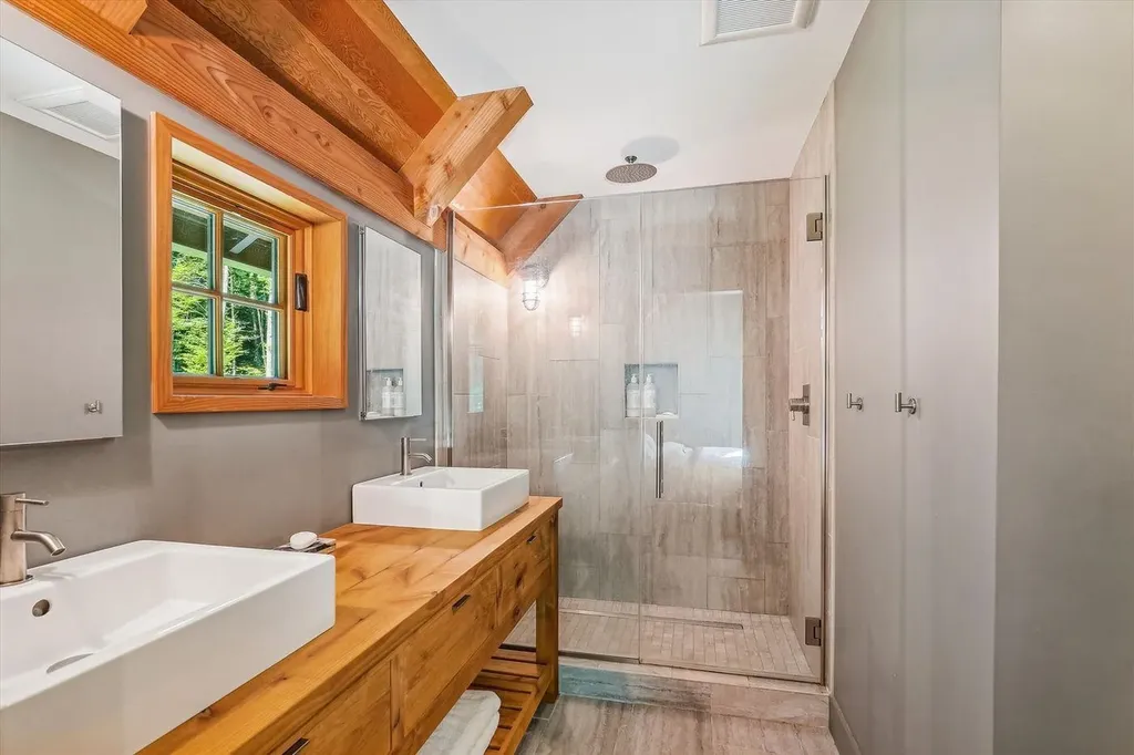 249 Falls Brook Lane Stowe VT 05672