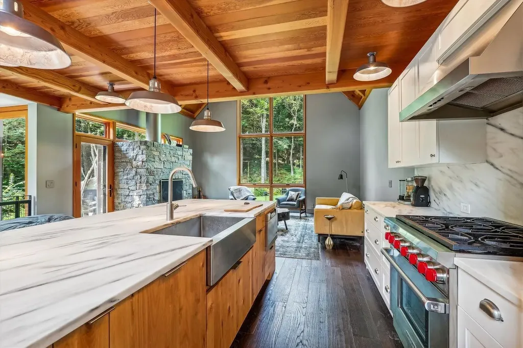 249 Falls Brook Lane Stowe VT 05672