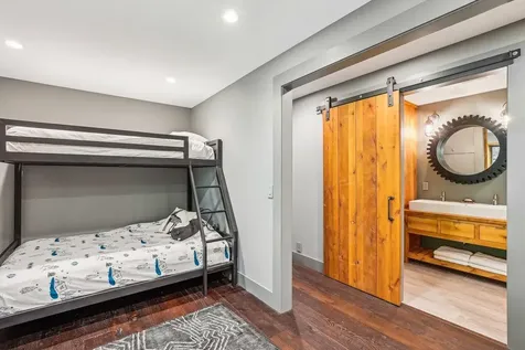 249 Falls Brook Lane Stowe VT 05672