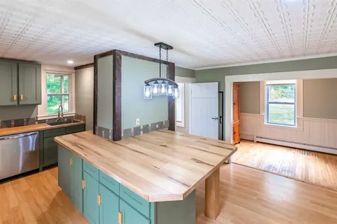 95 Main Street Wells River VT 05081