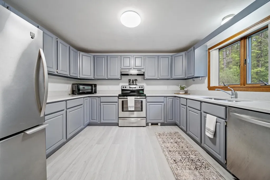 67 Colby Road Danville NH 03819