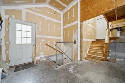 67 Colby Road Danville NH 03819