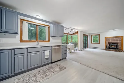 67 Colby Road Danville NH 03819