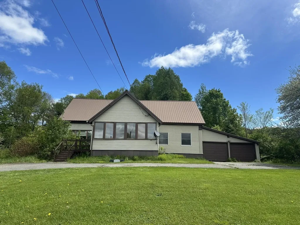 755 Mackville Road Hardwick VT 05843