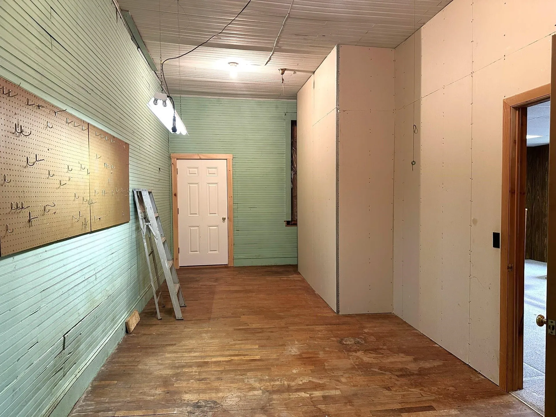 755 Mackville Road Hardwick VT 05843