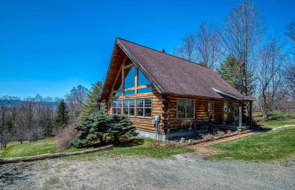 75 Cogswell Road Milan NH 03588