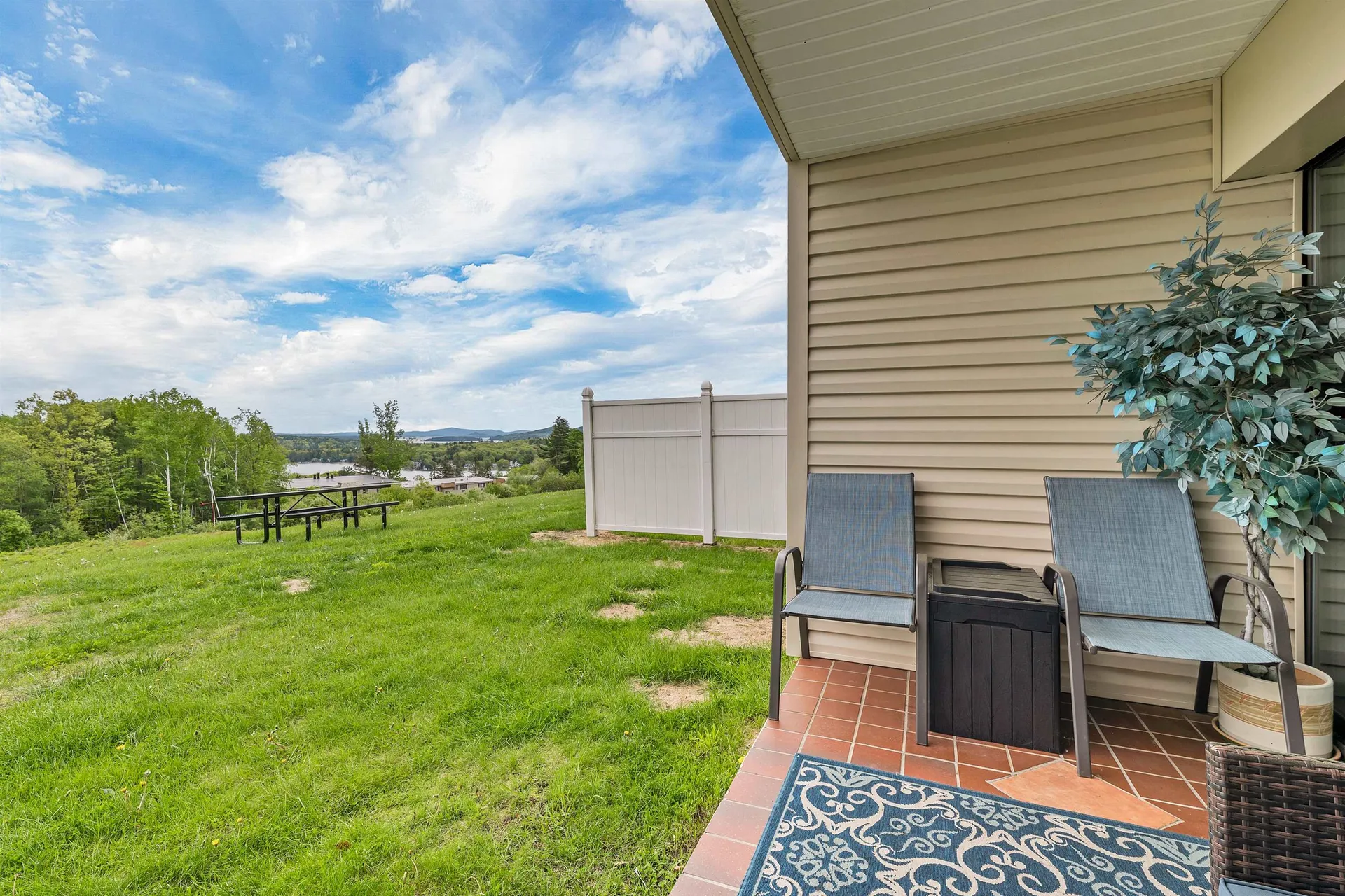 375 Endicott N Street Laconia NH 03246