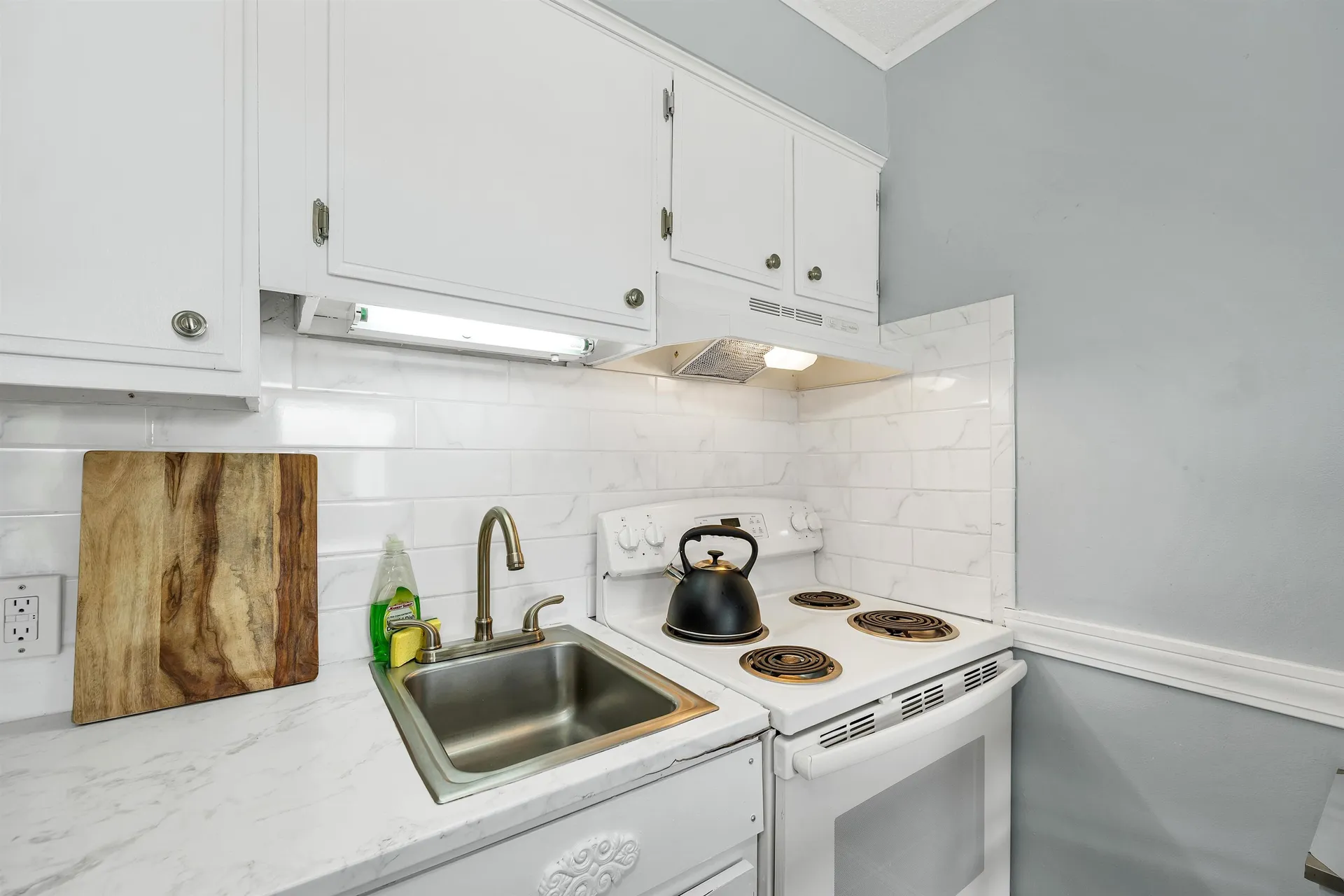 375 Endicott N Street Laconia NH 03246