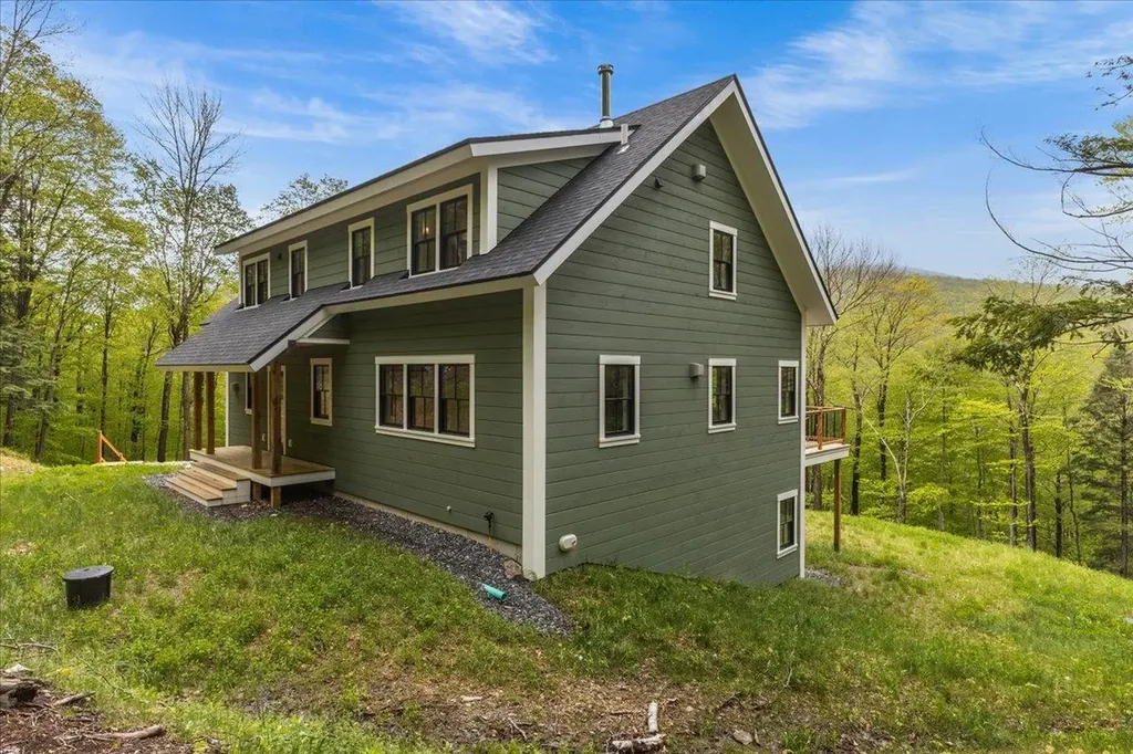 34 Maple Ridge Road Fayston VT 05673