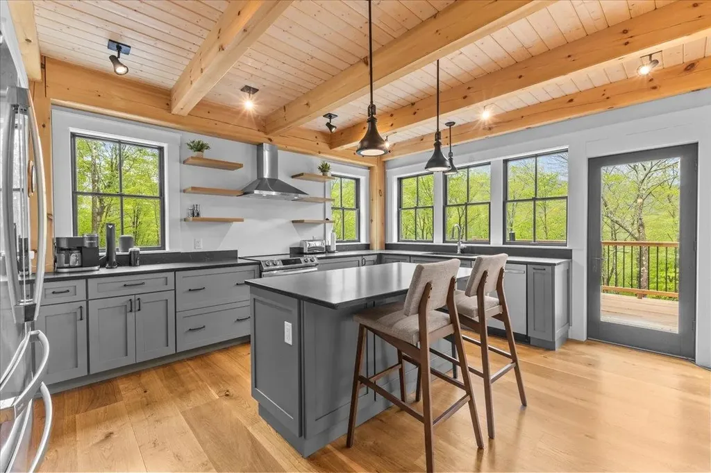 34 Maple Ridge Road Fayston VT 05673