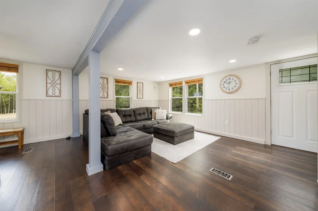 140 Thurber Road Unity NH 03773