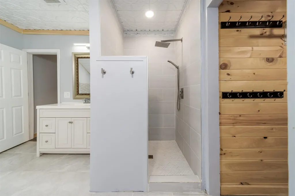 140 Thurber Road Unity NH 03773