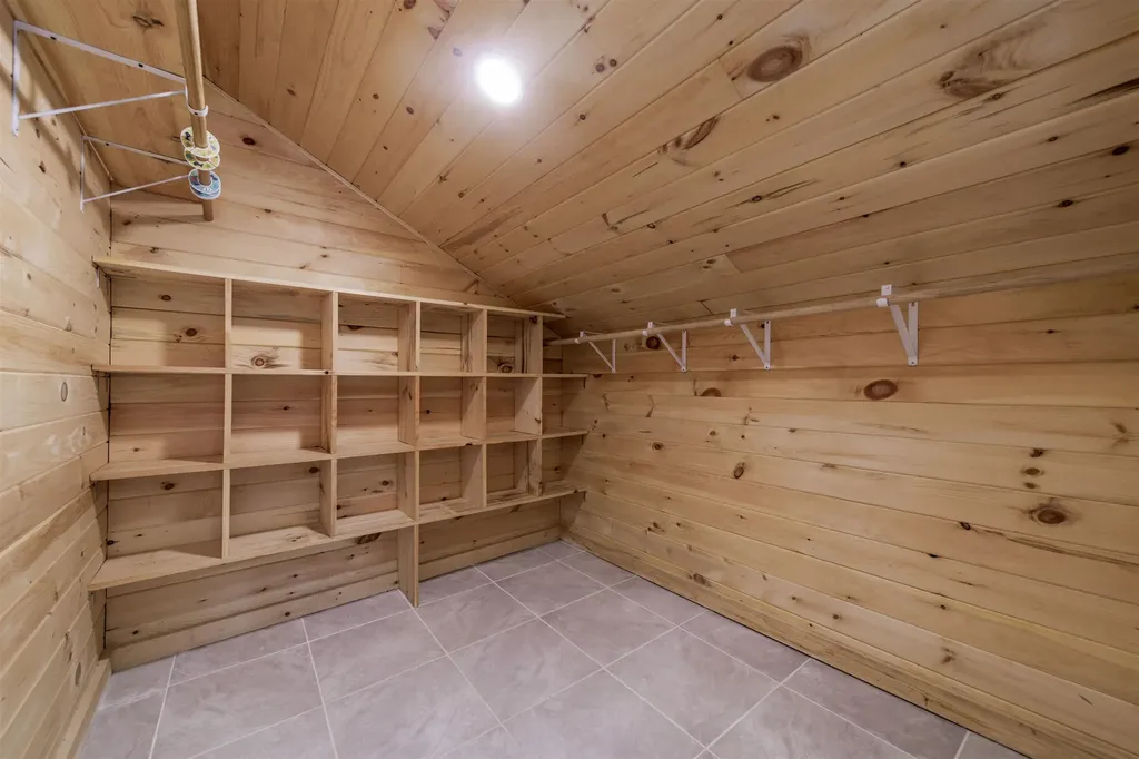 140 Thurber Road Unity NH 03773