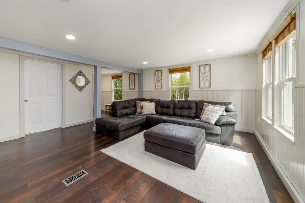 140 Thurber Road Unity NH 03773