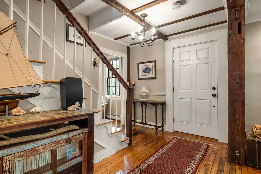 42 Main Street New Castle NH 03854