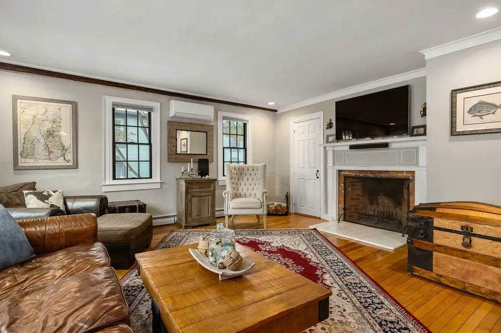 42 Main Street New Castle NH 03854