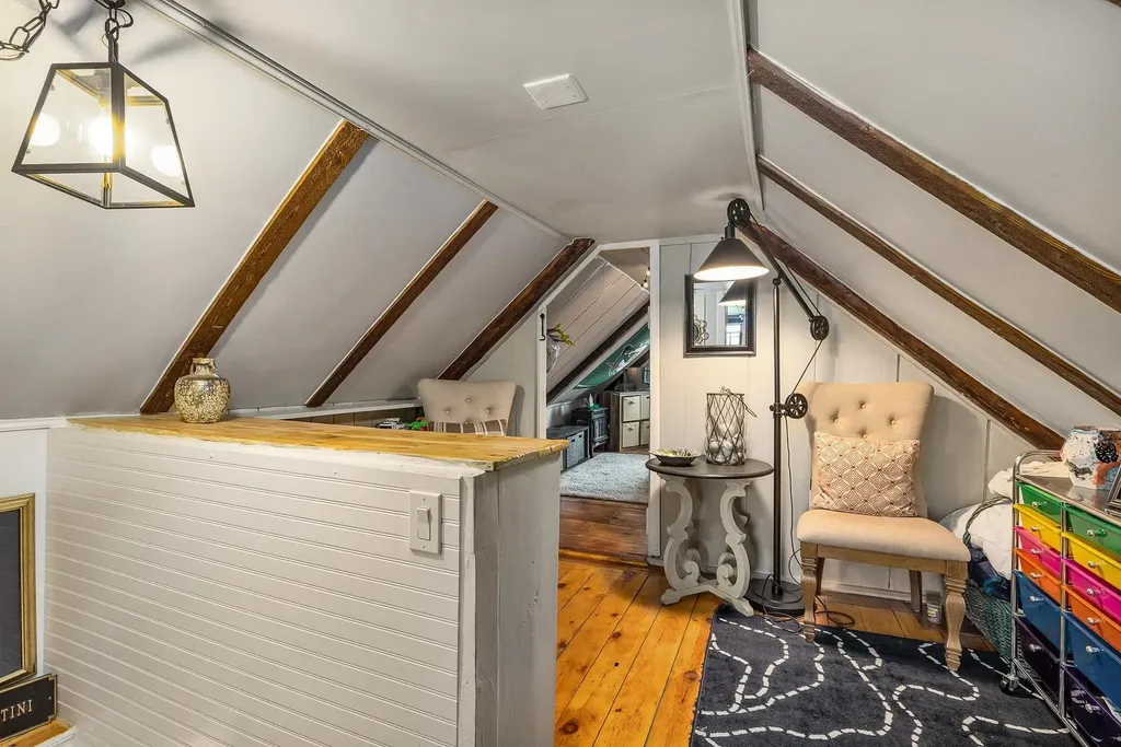 42 Main Street New Castle NH 03854