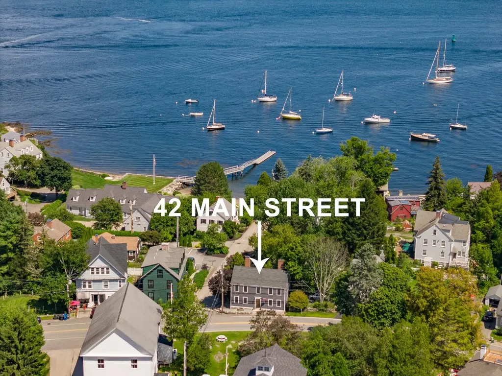 42 Main Street New Castle NH 03854